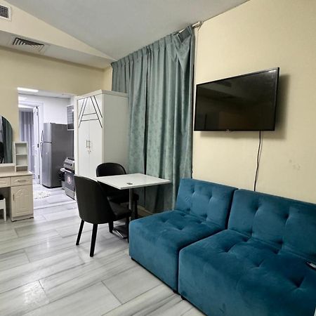 Hotel White House Dubai Esterno foto