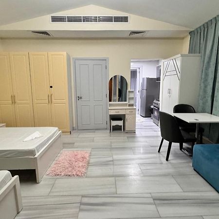 Hotel White House Dubai Esterno foto